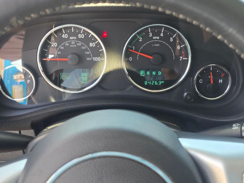 Used 2017 Blue Jeep Unlimited Sahara image 22