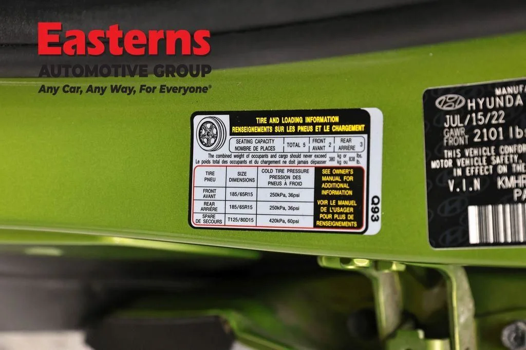 Used 2022 Green Hyundai SE image 37