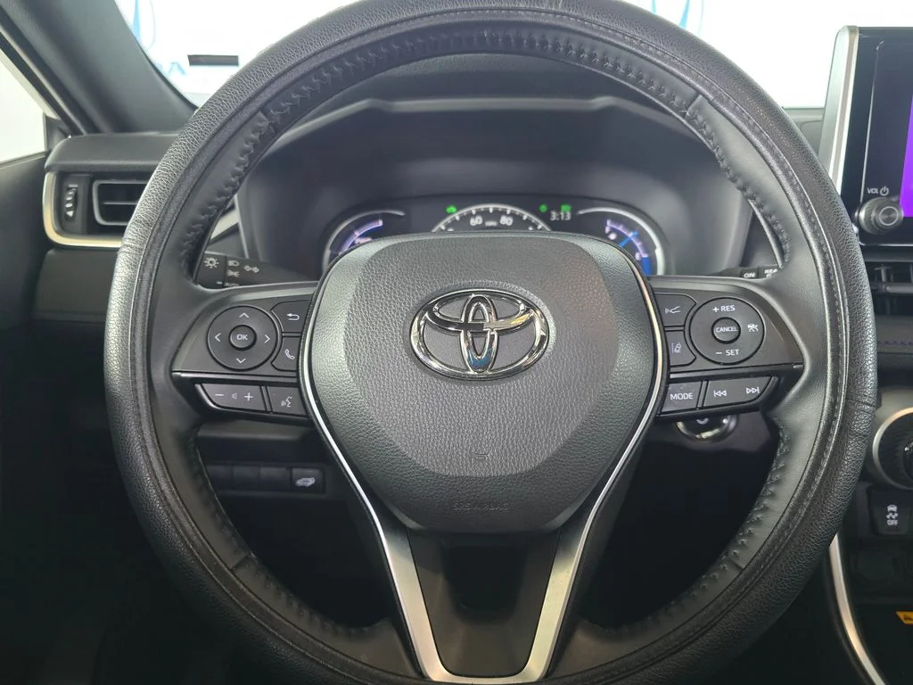 Used 2025 Gray Toyota SE image 16