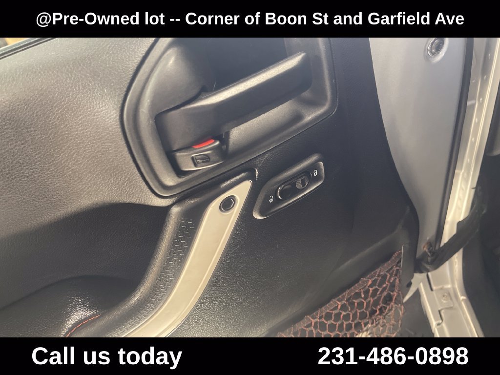 Used 2012 Silver Jeep Sahara image 16