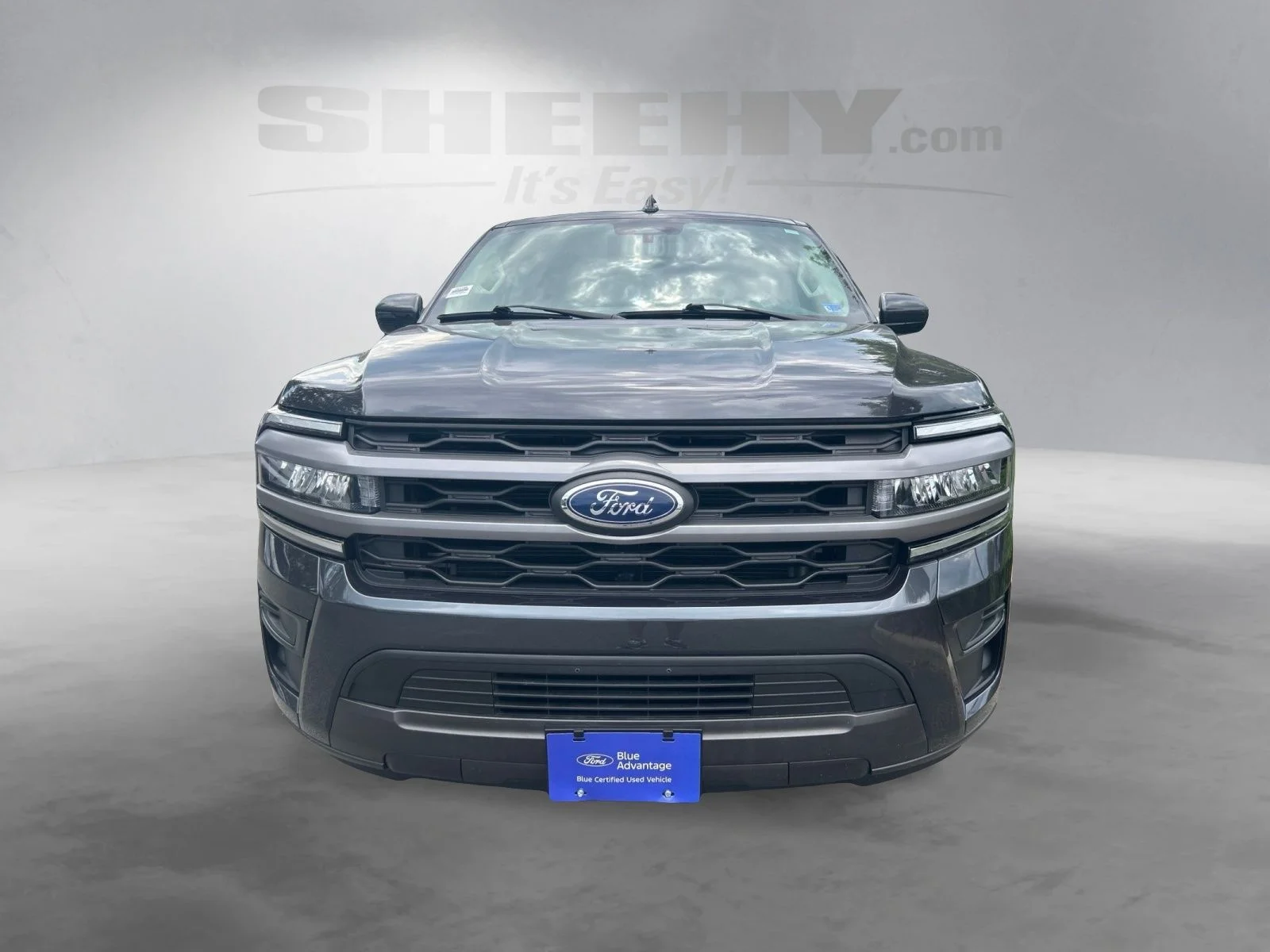 Used 2024 Gray Ford XLT image 16