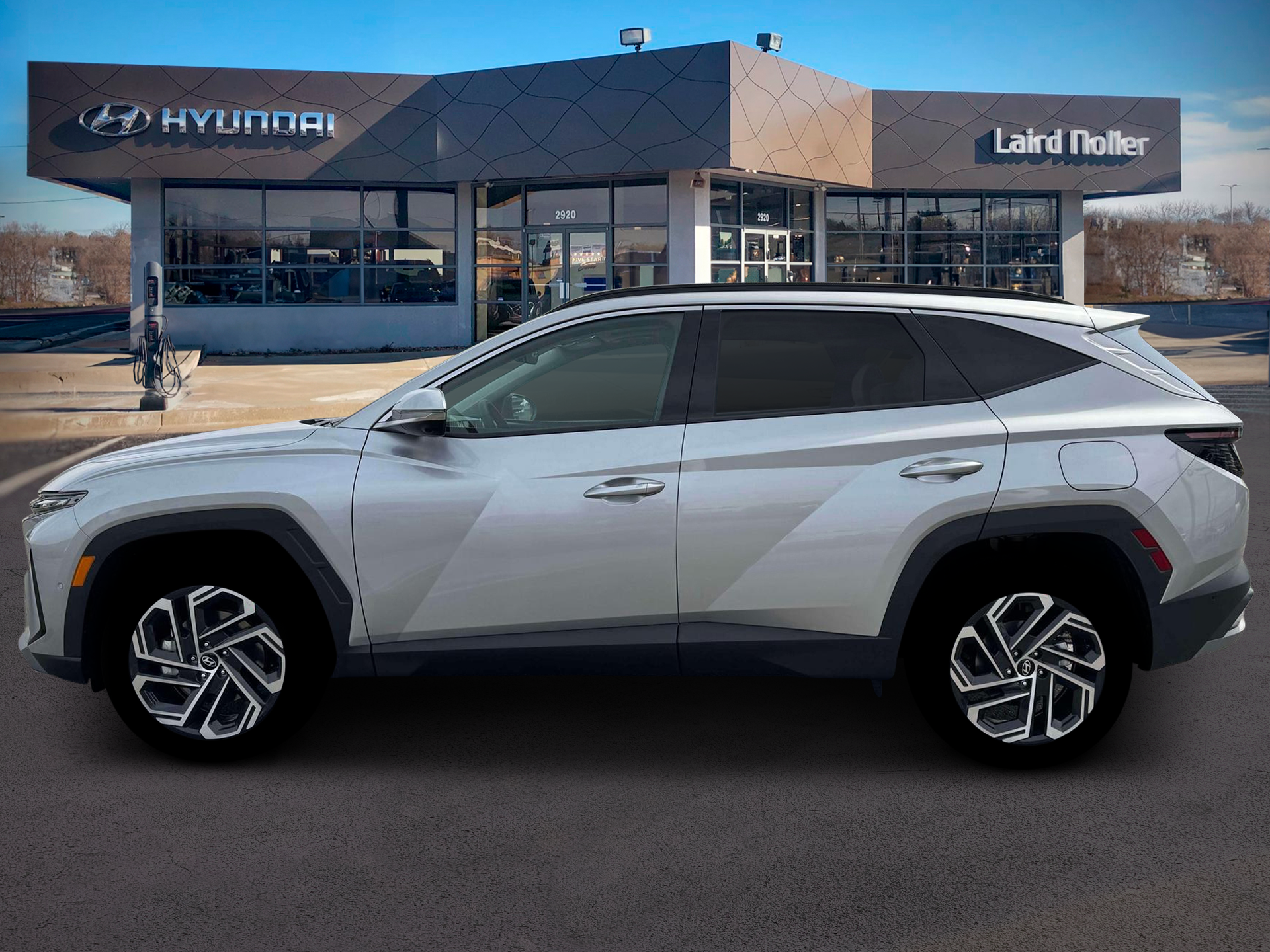 View vehicle photo 3