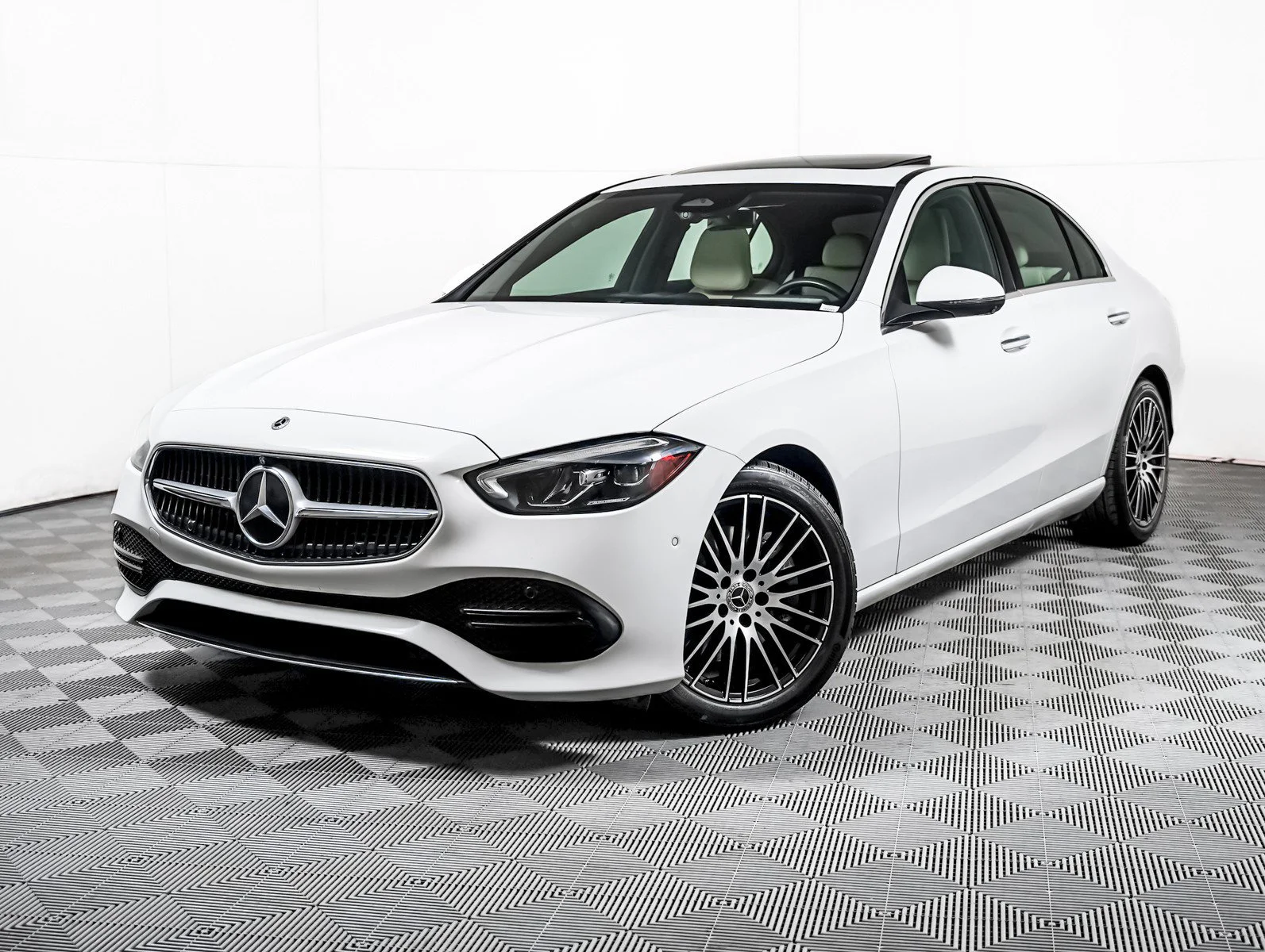 2023 Mercedes-Benz C-Class C 300's photo