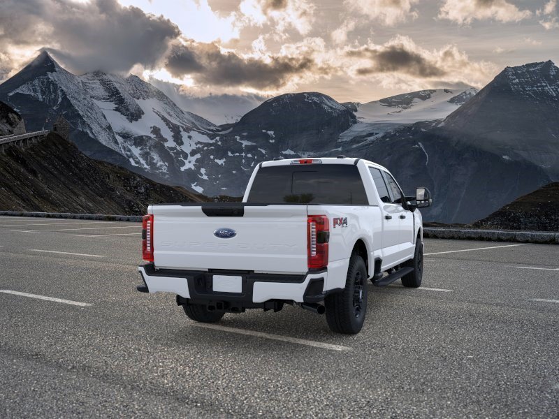 New 2026 Oxford White Ford XL image 8