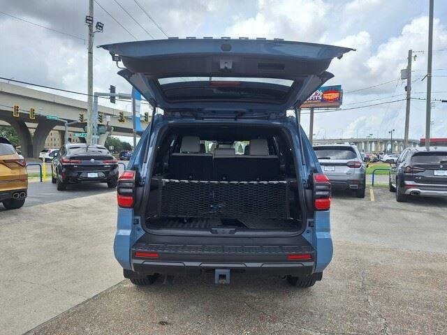 Used 2025 Heritage Blue Toyota SR5 image 27