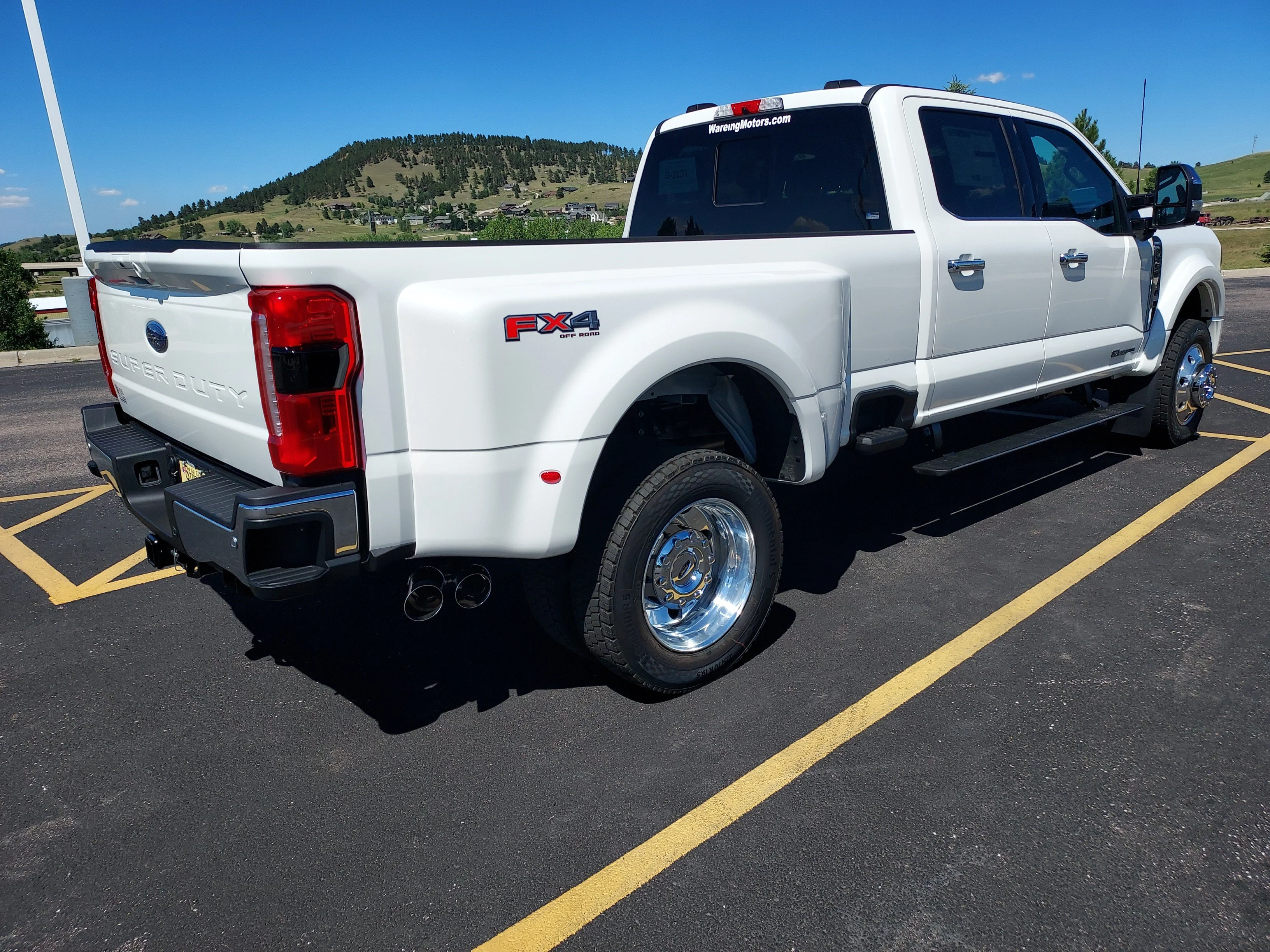 New 2026 Star White Metallic Tri-Coat Ford LARIAT image 10