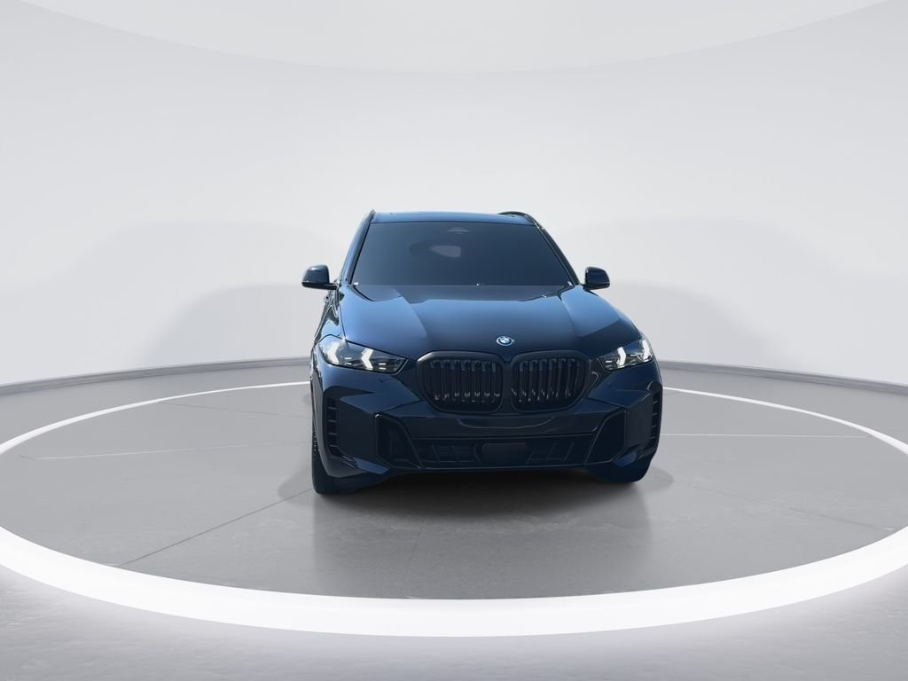Used 2025 Black BMW xDrive50e image 3