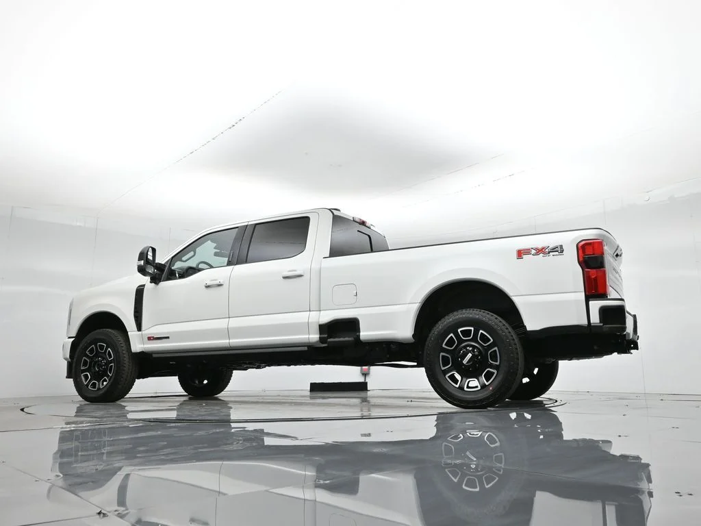 New 2026 Star White Metallic Tri-Coat Ford Platinum image 53