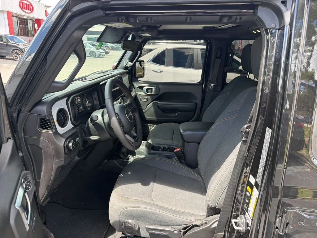 Used 2024 Black Clearcoat Jeep Sport S image 6