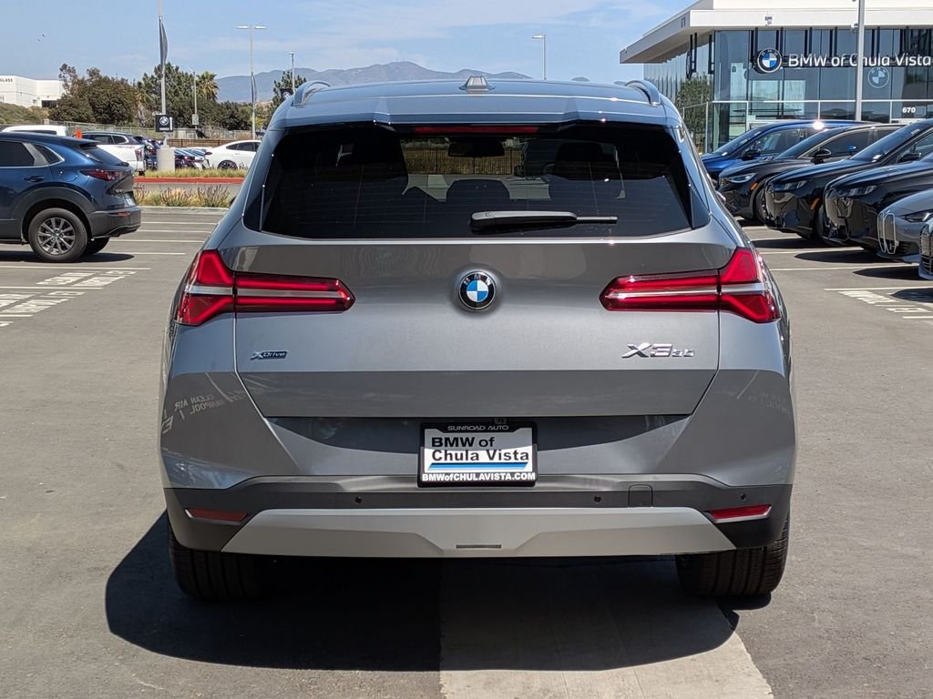 New 2026 Skyscraper Grey Metallic BMW 30 xDrive image 7