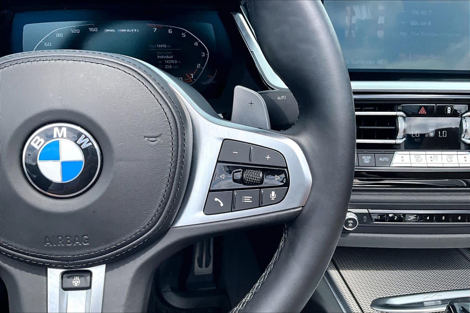 Used 2021 San Francisco Red Metallic BMW sDriveM40i image 25
