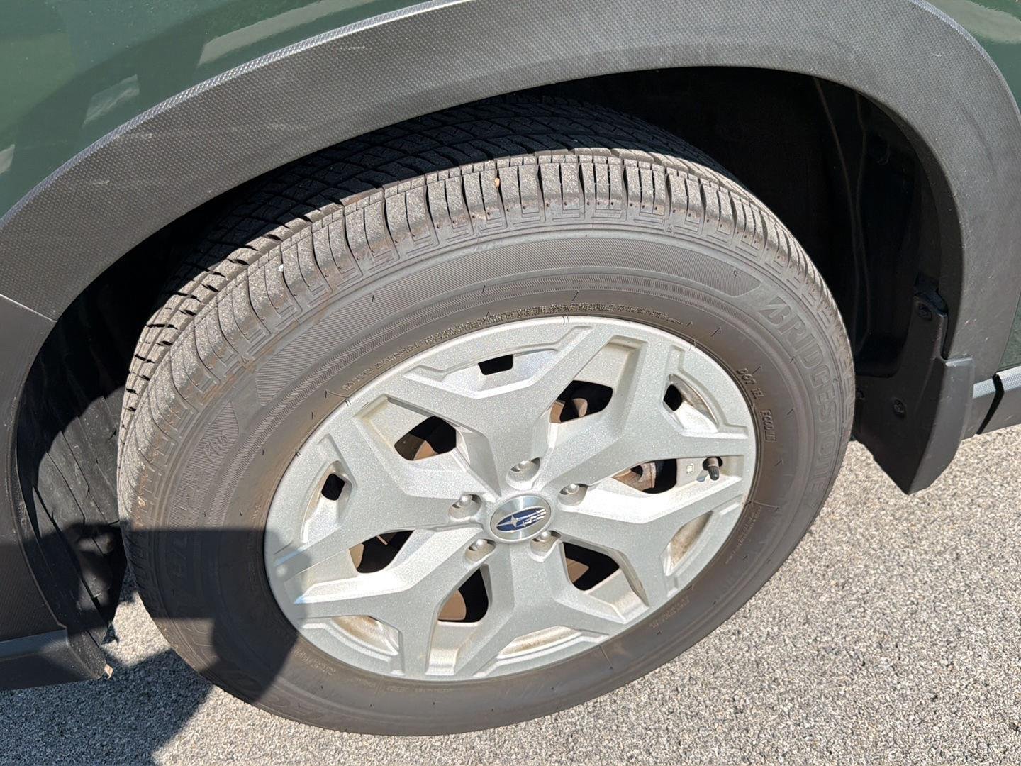 Certified Used 2023 Cascade Green Silica Subaru Base image 9