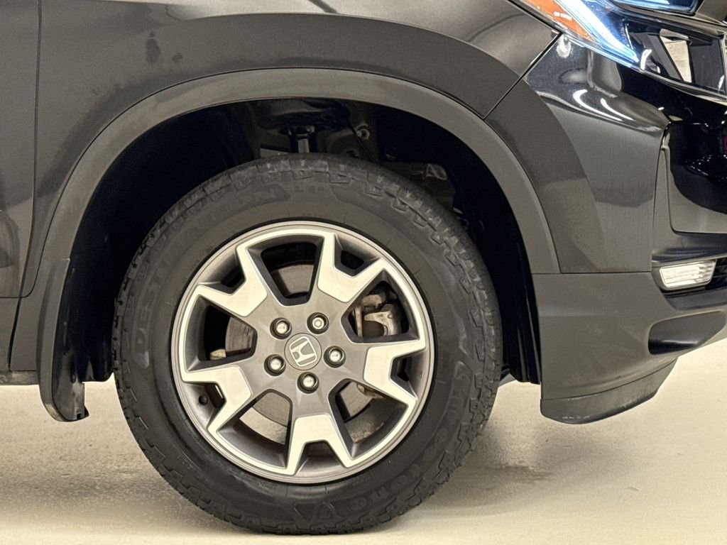 Used 2023 Crystal Black Pearl Honda TrailSport image 6