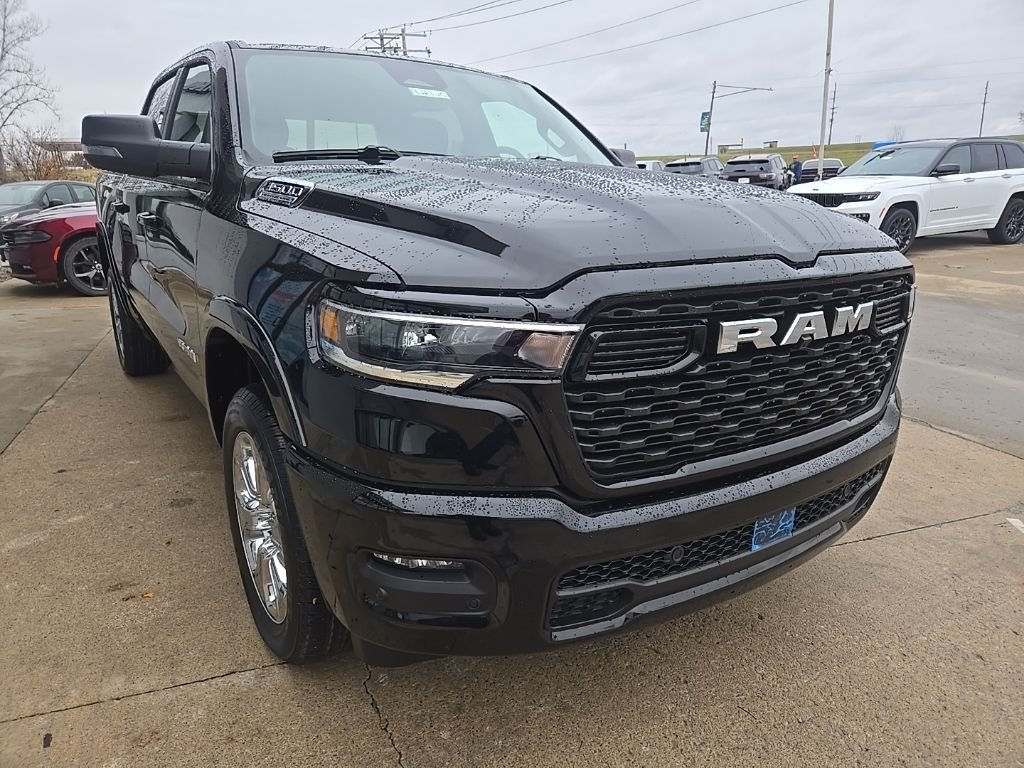 New 2026 Diamond Black Crystal Pearl-Coat Exterior Paint RAM Big Horn/Lone Star image 14