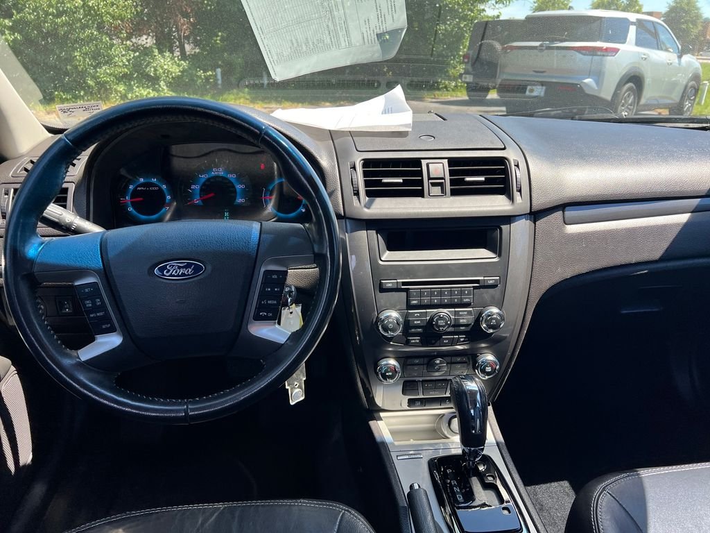 Used 2011 Tuxedo Black Metallic Ford Sport image 23