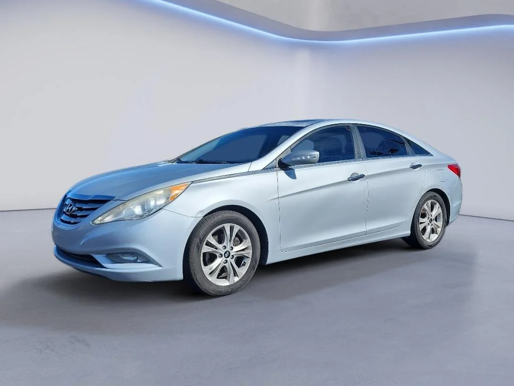 Used 2013 Radiant Silver Metallic Hyundai Limited PZEV image 1