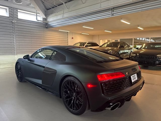 Used 2020 Daytona Gray Pearl Audi V10 image 5