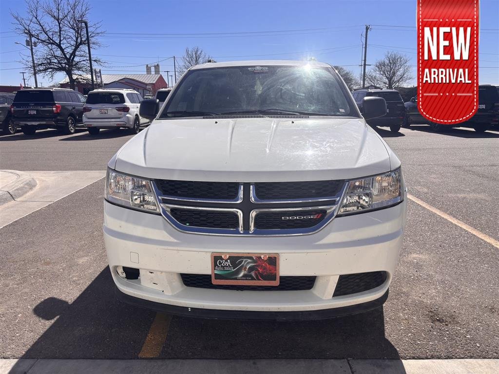 Used 2016 White Dodge SE image 1