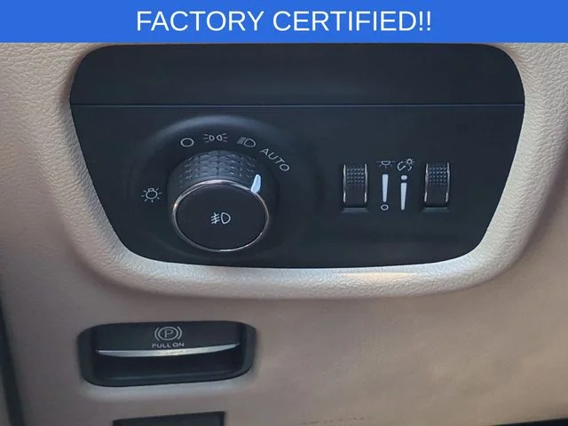 Used 2023 Red Jeep Limited image 18