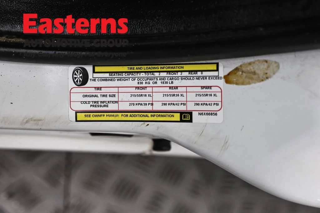 Used 2022 White Ram Base image 34