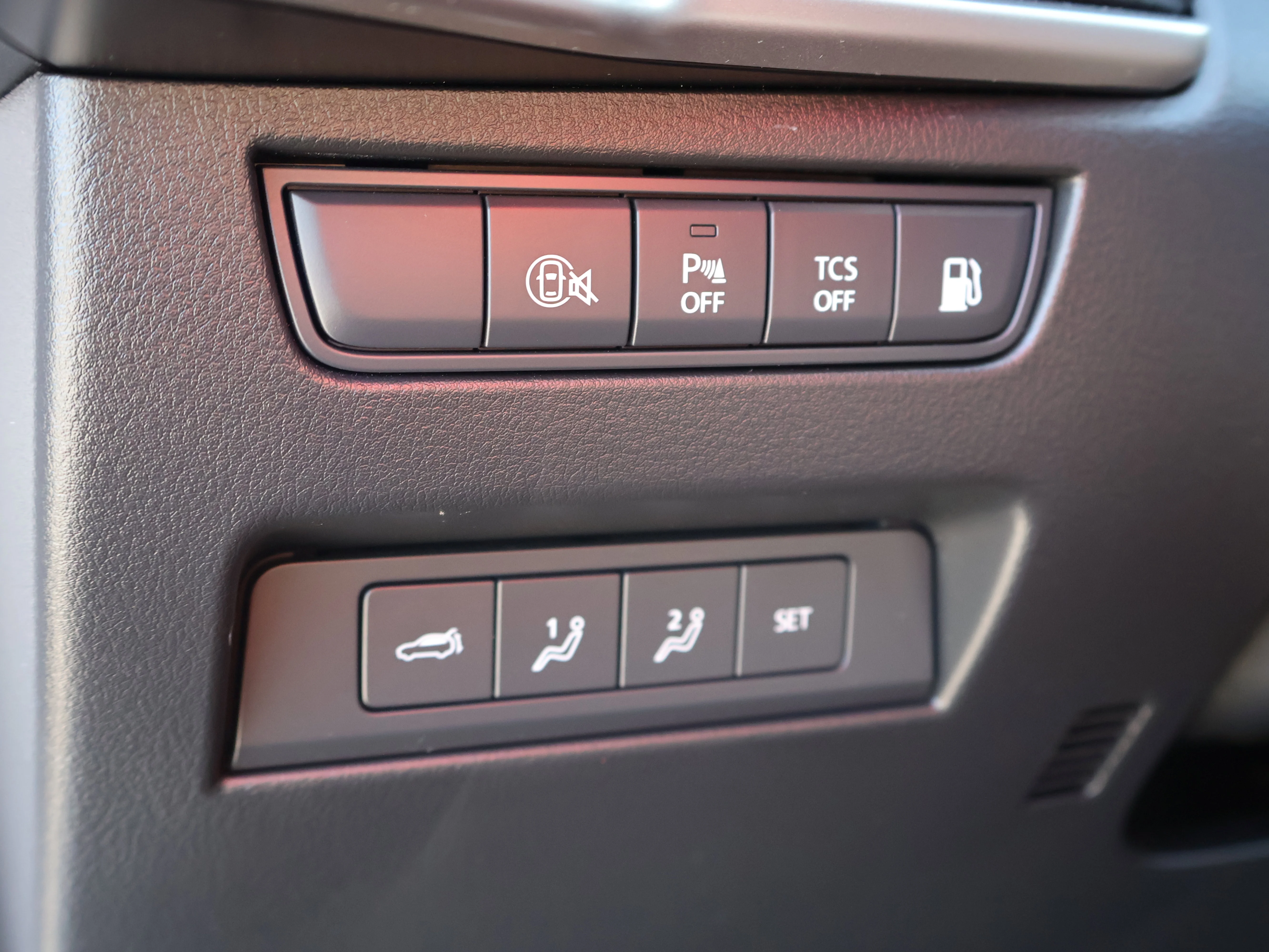 2025 Mazda CX-70 Premium Package - Photo 33