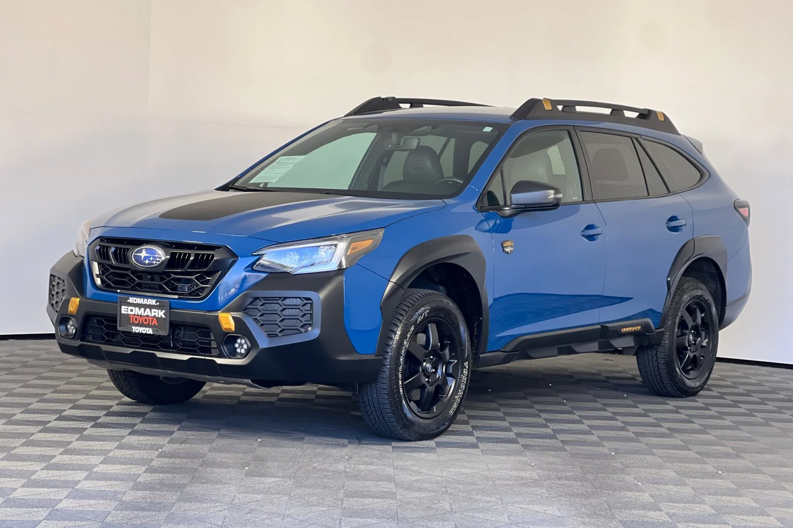 Used 2024 Geyser Blue Subaru Wilderness image 7