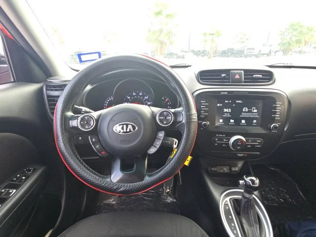 Used 2019 Red Kia Plus image 11