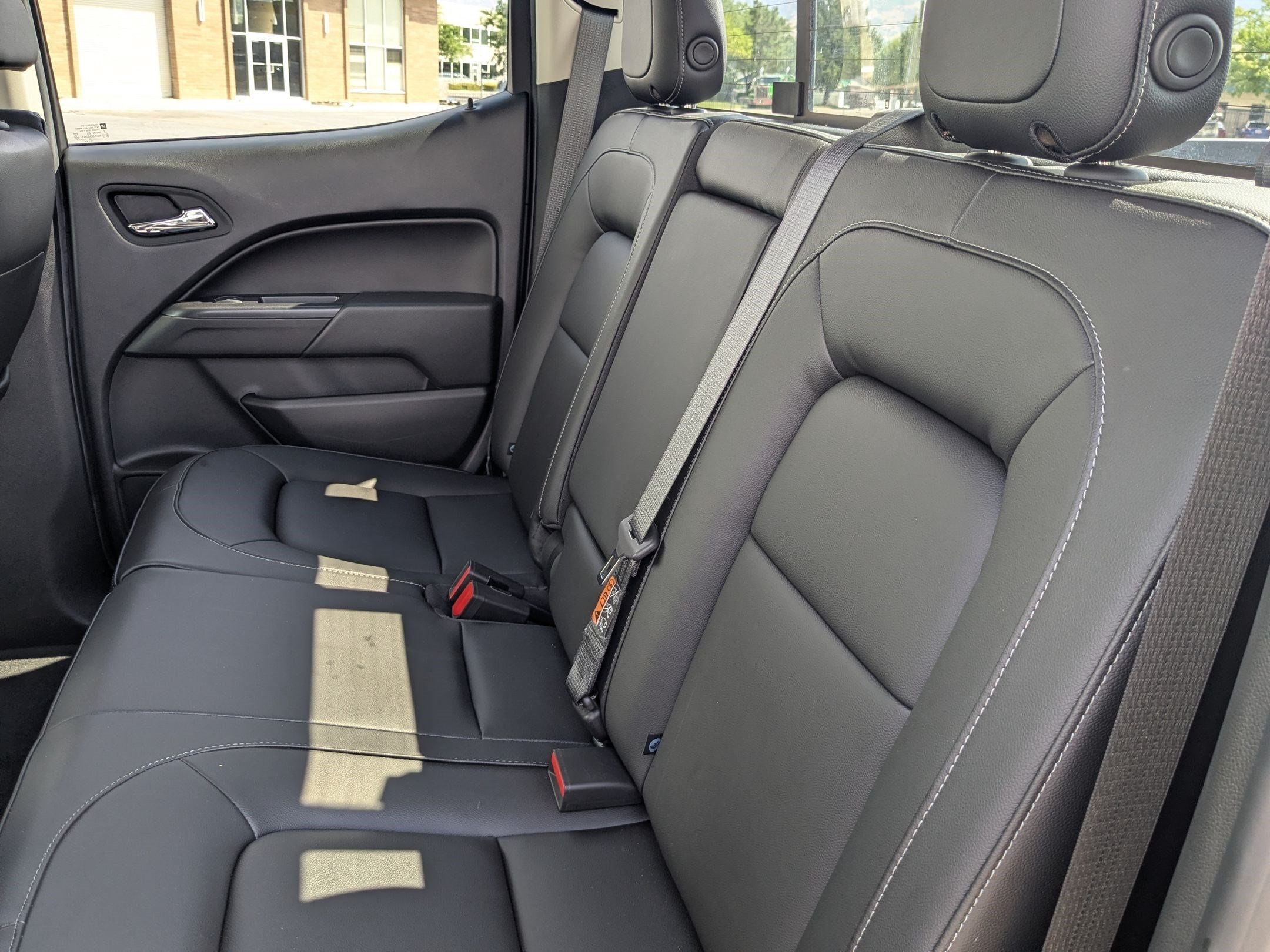 Used 2022 Black Chevrolet 4WD ZR2 image 32