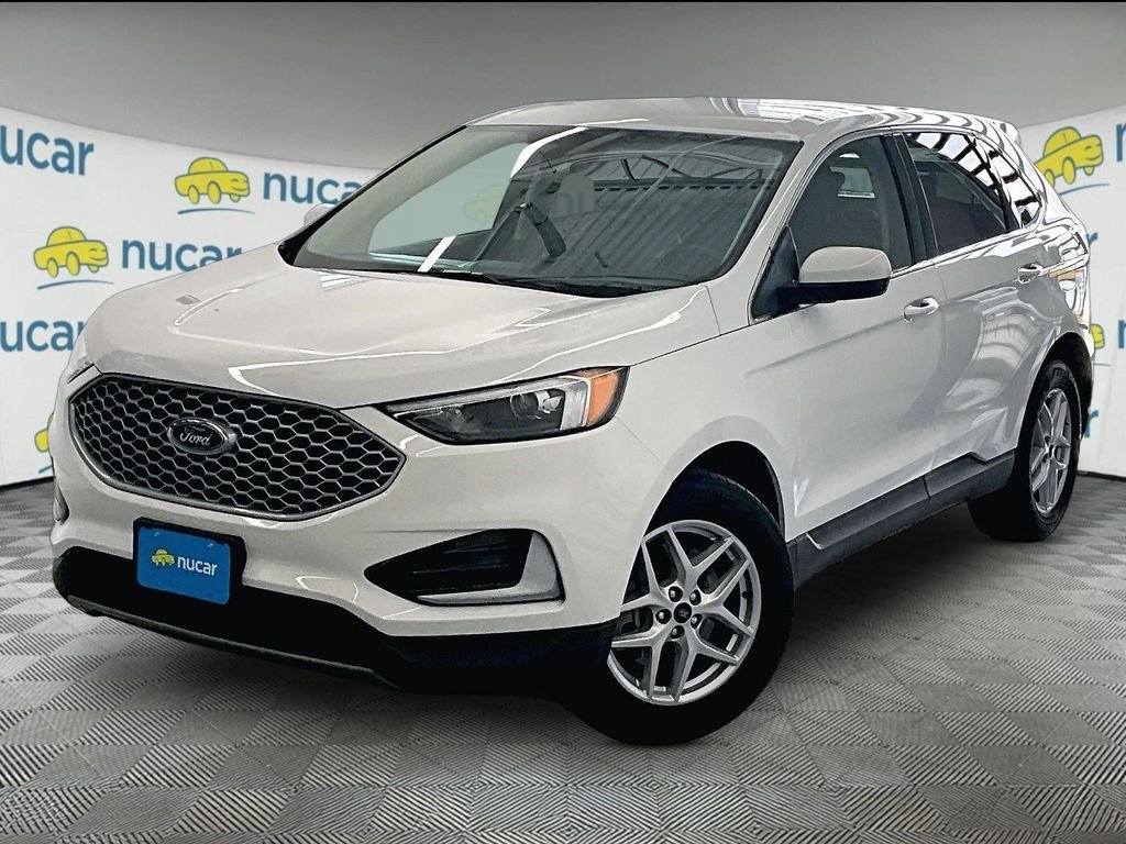 Used 2023 Oxford White Ford SEL image 3