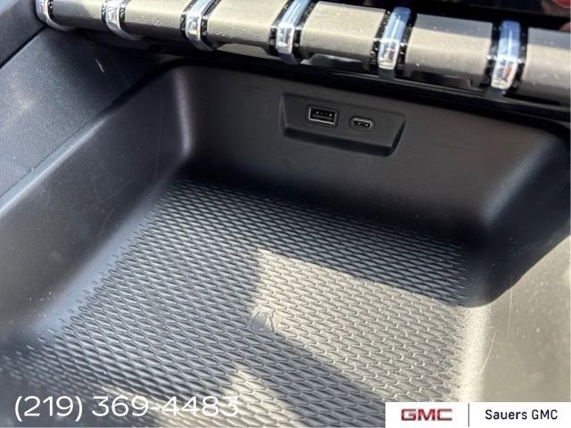 New 2026 Summit White GMC Elevation image 20