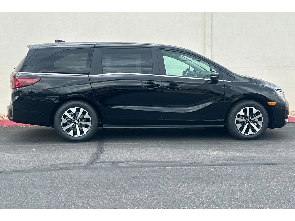 New 2026 Crystal Black Pearl Honda EX-L image 3