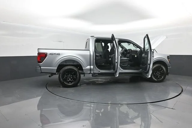 New 2026 Iconic Silver Metallic Ford XLT image 35