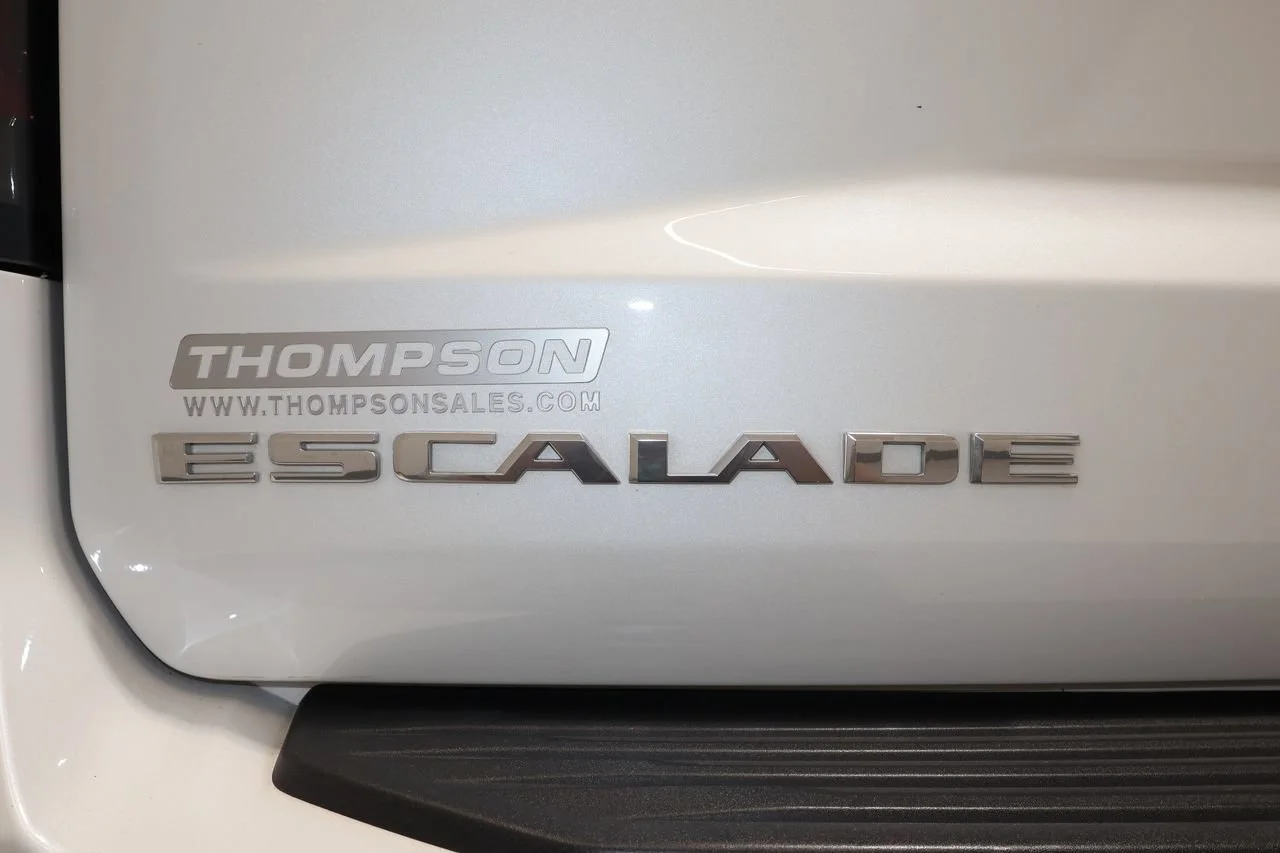 Used 2023 Crystal White Tricoat Cadillac Luxury image 37