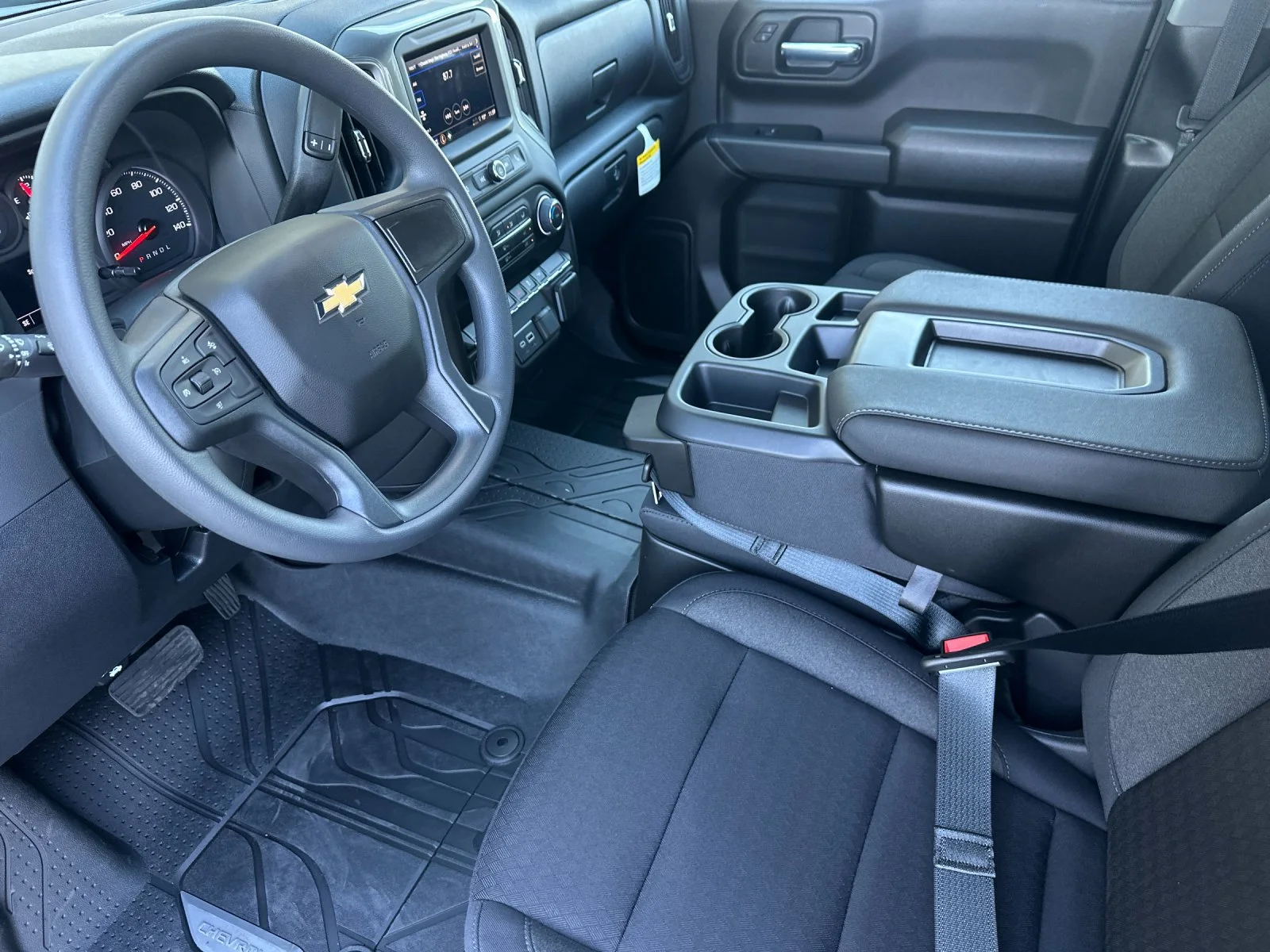 2026 Chevrolet Silverado 1500 Custom - Photo 10
