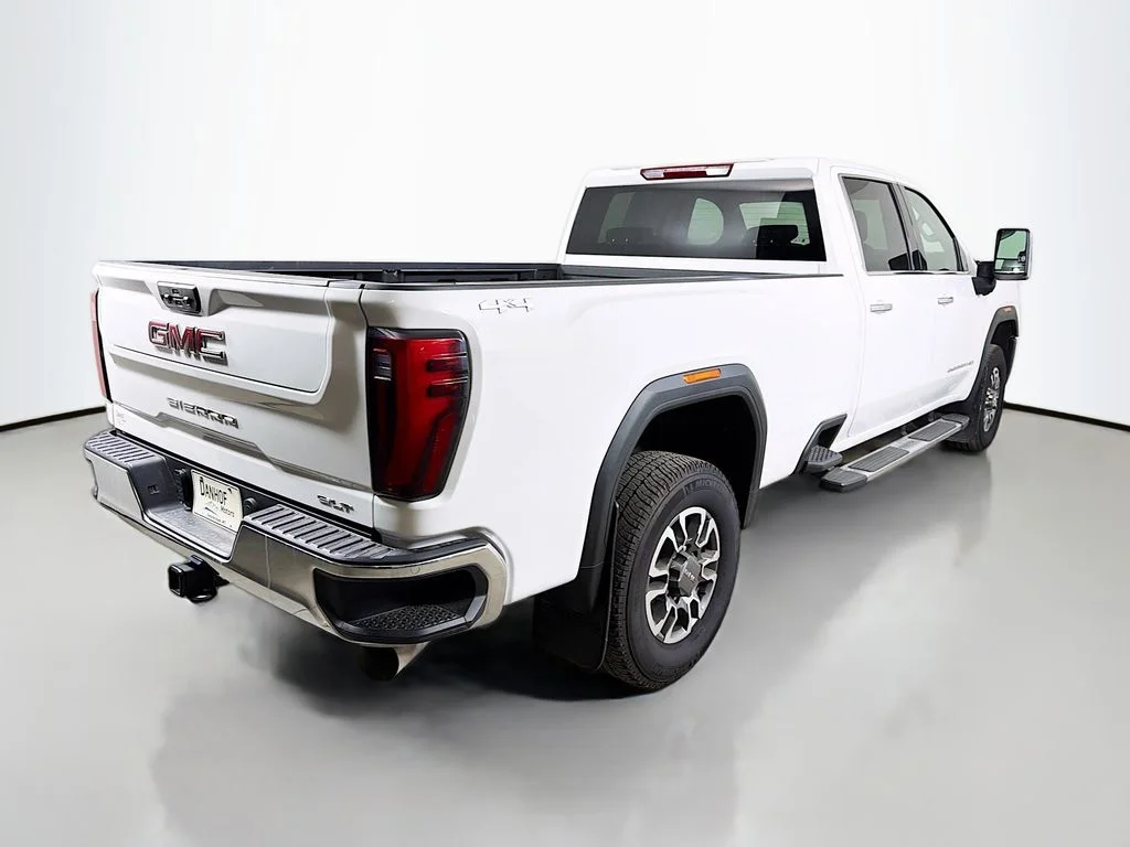 2024 GMC Sierra 3500HD SLT - Photo 6