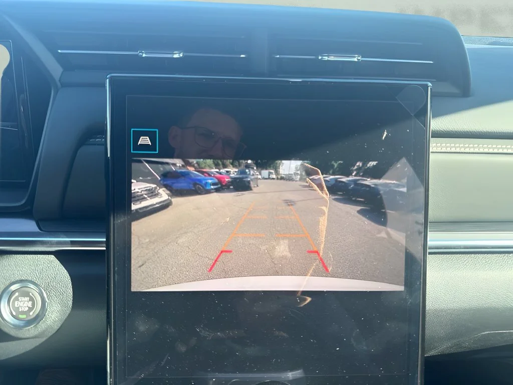 New 2027 Summit White GMC Elevation image 19