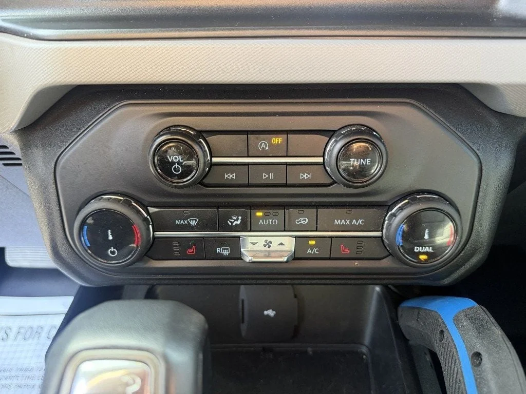 Used 2022 Carbonized Gray Metallic Ford  image 24