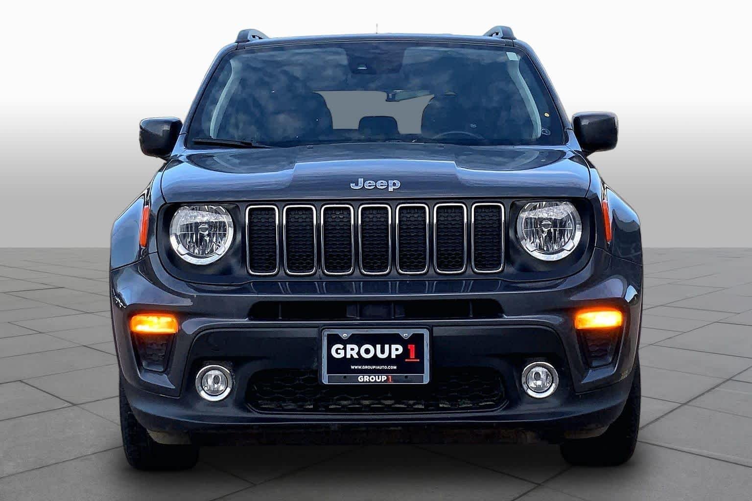 Used 2021 Graphite Gray Jeep Latitude image 4