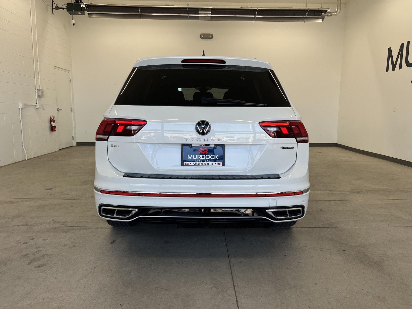 2023 Volkswagen Tiguan SEL R-LINE - Photo 3