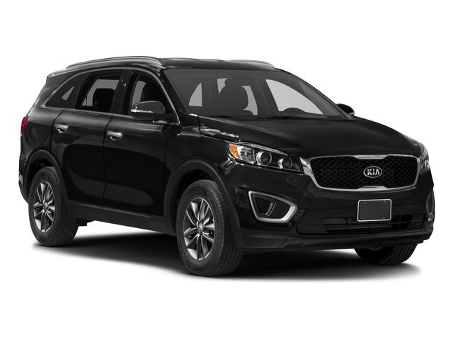 Certified Used 2017 Sparkling Silver Kia LX image 9