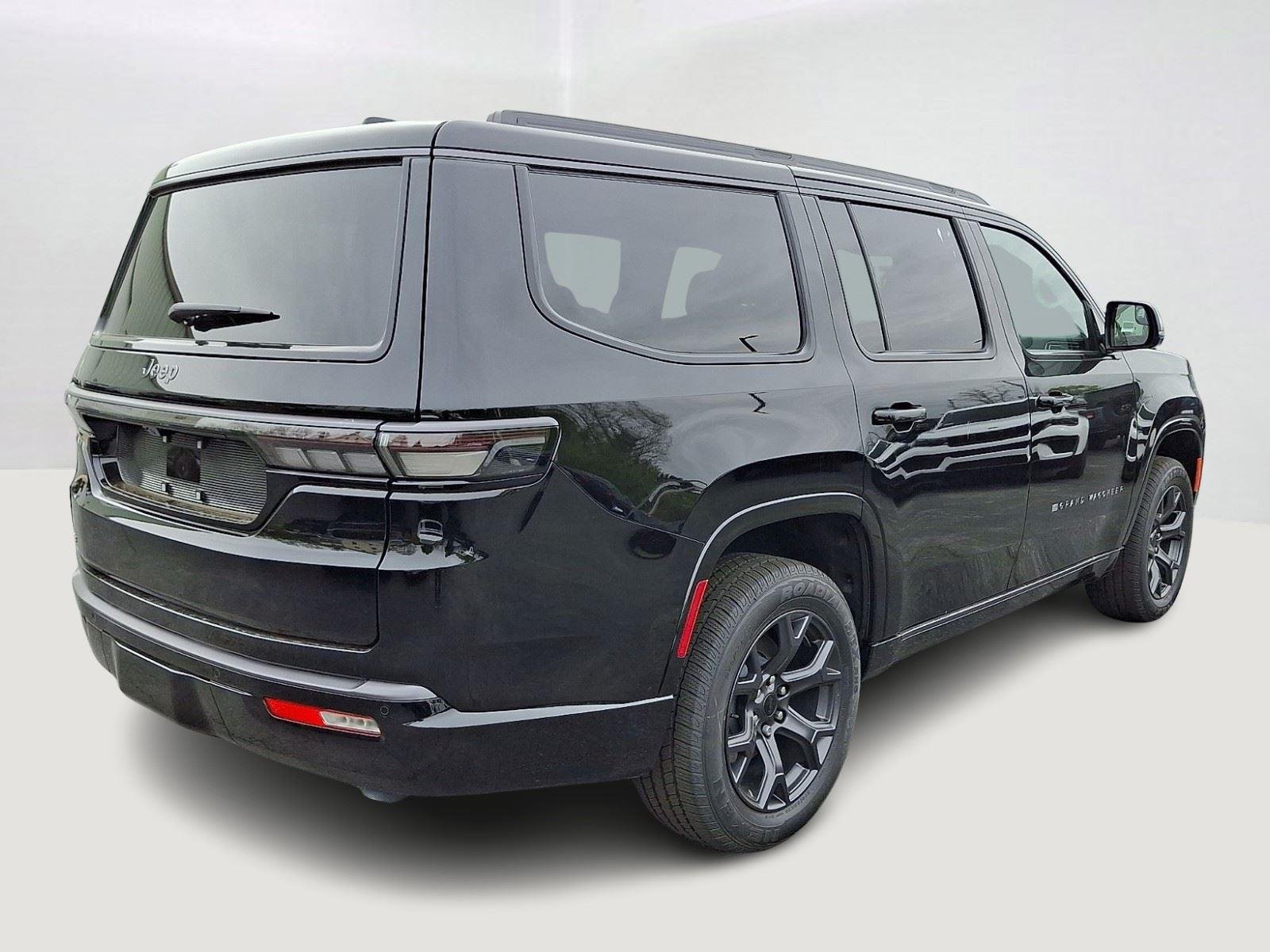 New 2026 High Gloss Black Jeep Limited Altitude image 3