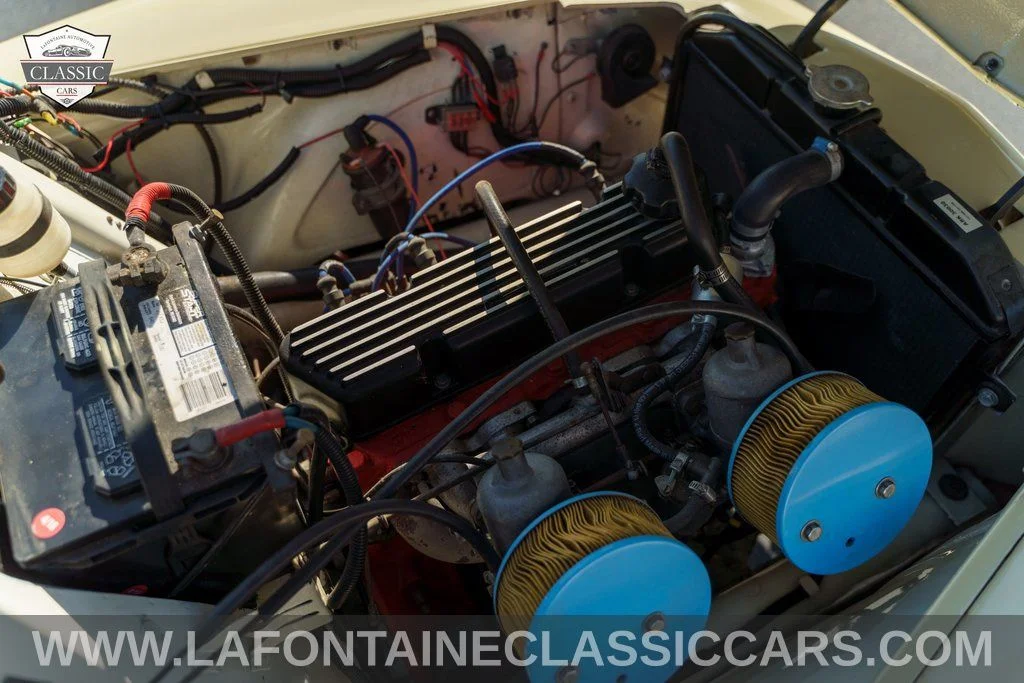 Used 1958 White Volvo  image 3