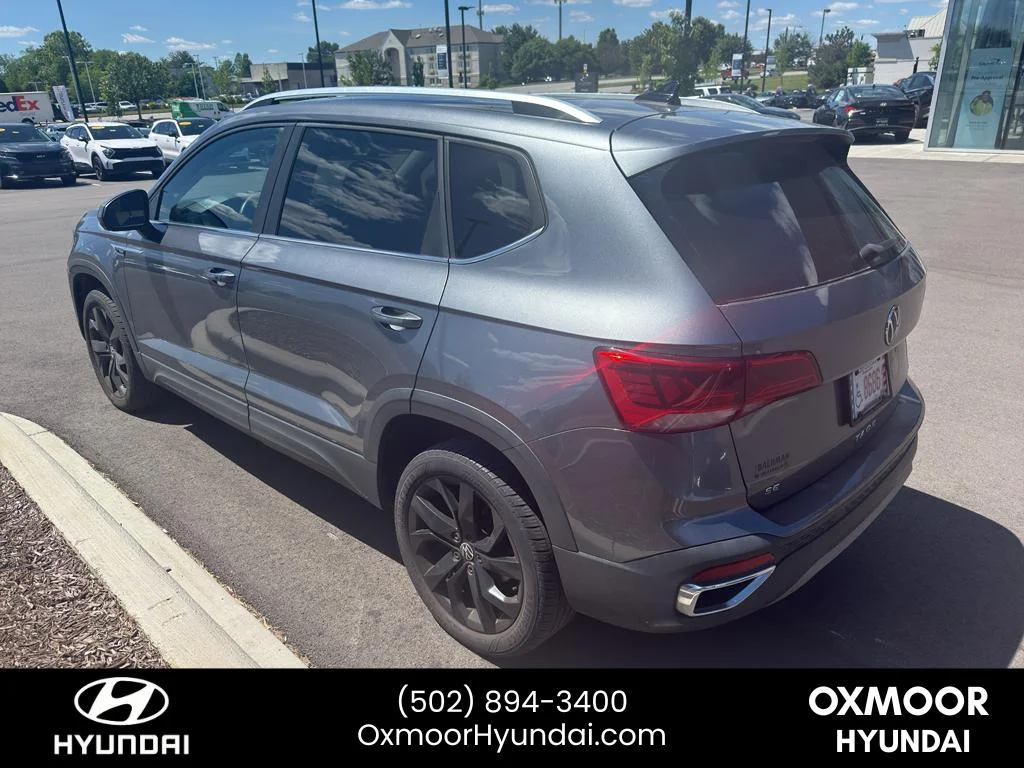 Used 2022 Platinum Gray Metallic Volkswagen SE image 4