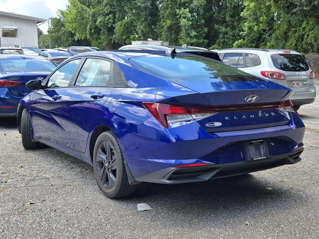 Used 2022 Blue Hyundai SEL image 3