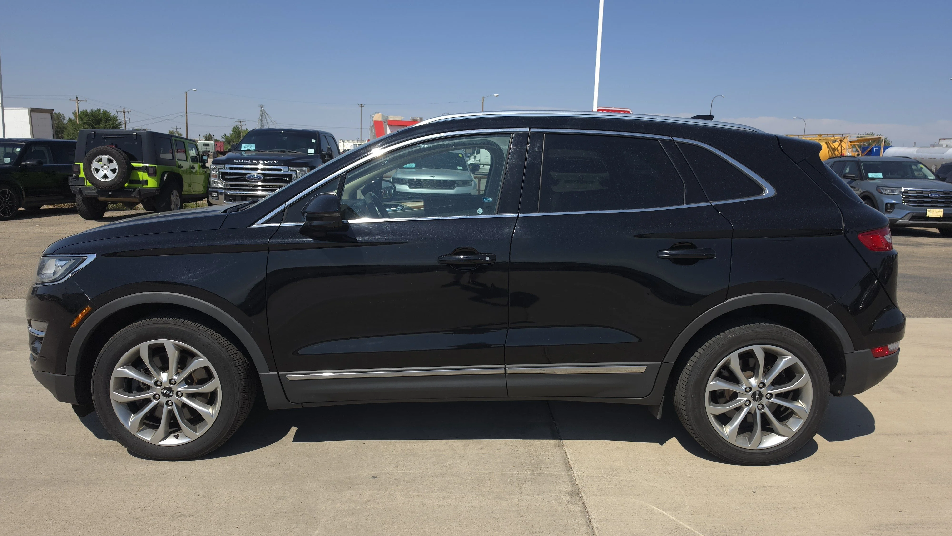Used 2017 Lincoln MKC Select with VIN 5LMCJ2D96HUL23478 for sale in Belle Fourche, SD