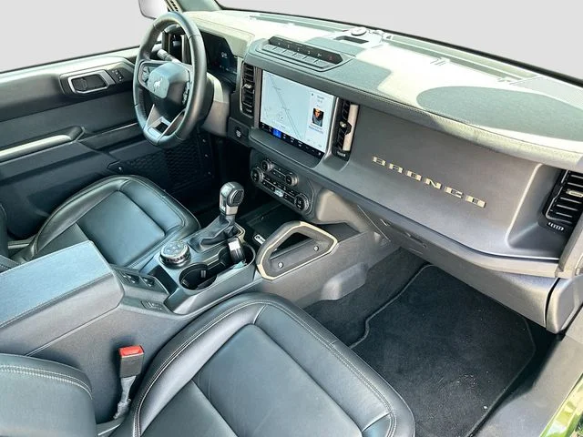 Used 2025 Green Ford Badlands image 28