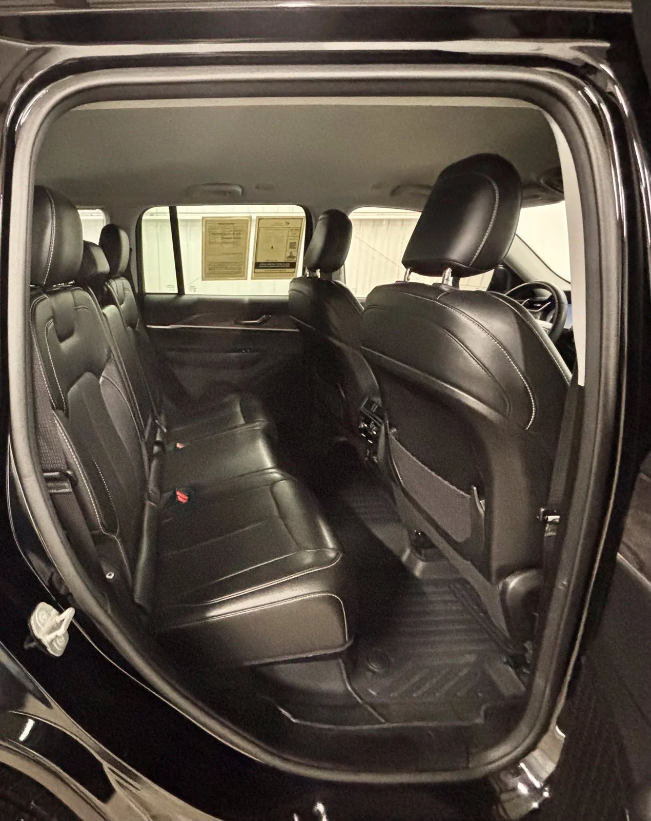 Used 2023 Black Jeep Limited image 20