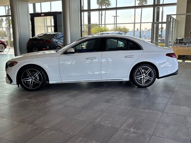 2025 Mercedes-Benz E-Class E350 - Photo 8