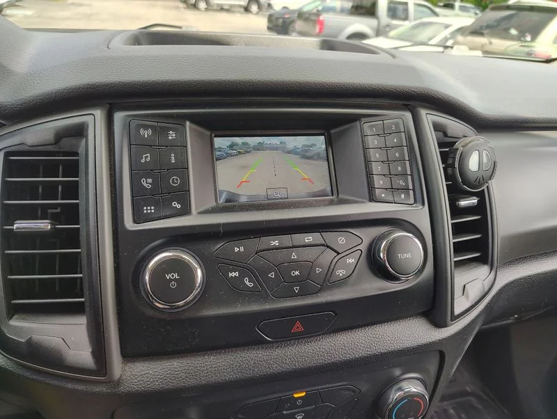Used 2019 Blue Ford XL image 14