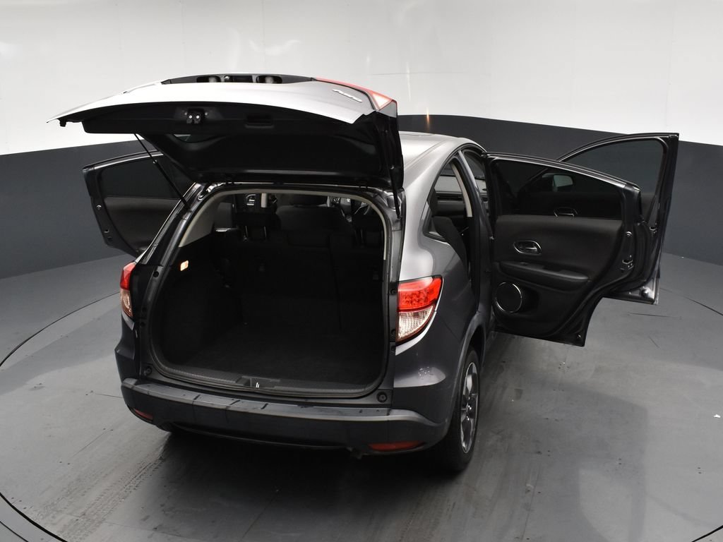 Used 2018  Honda EX image 23